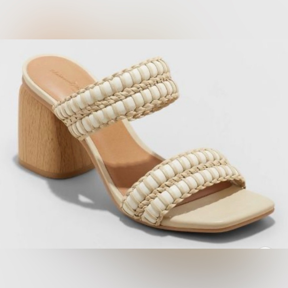 Universal Thread Nikola Mule Heels Size 9